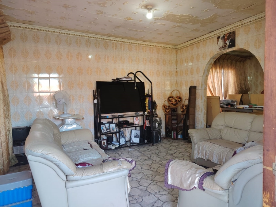 3 Bedroom Property for Sale in Geelhoutpark North West